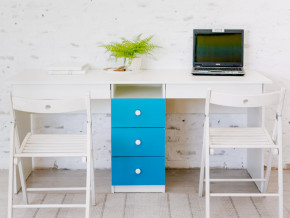 Стол письменный двухместный В 5 голубой в Ирбите - irbit.magazinmebel.ru | фото